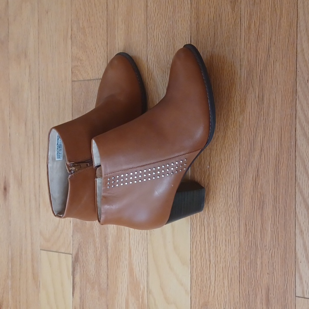 Vionic Ankle Leather Boots